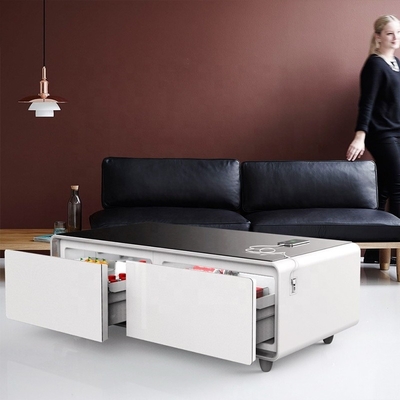 Refrigerador de duas portas com alto-falante e carregador sem fio