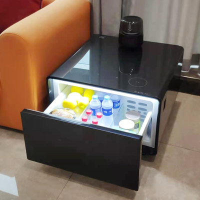 Refrigerador de mesa de carregamento sem fio para maquiagem e produtos de beleza em preto