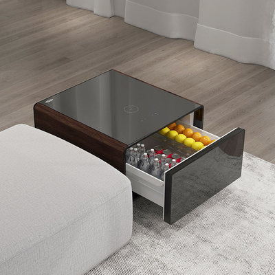 Modernize sua sala de estar com esta mesa de tela sensível ao toque mini geladeira e carregador